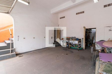 Casa à venda com 140m², 2 quartos e 2 vagasGaragem