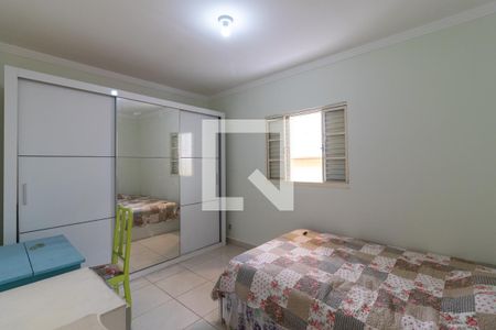 Casa à venda com 140m², 2 quartos e 2 vagasQuarto 2