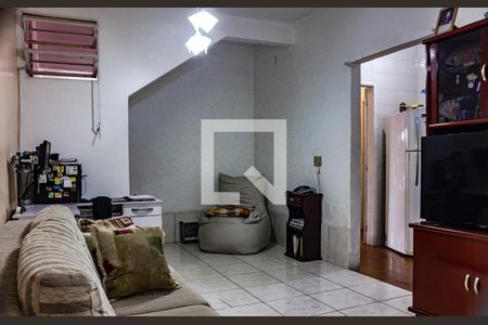 Sala 2 de casa à venda com 3 quartos, 120m² em Guajuviras, Canoas