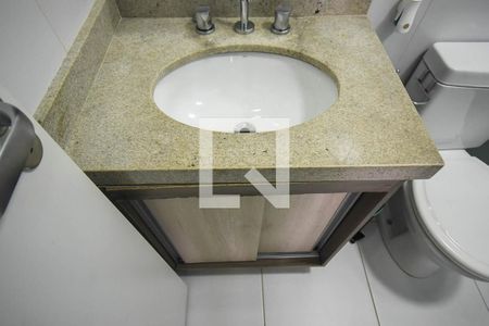 Apartamento para alugar com 39m², 1 quarto e 1 vagaPia do banheiro da suíte