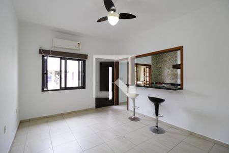 Sala de casa de condomínio para alugar com 1 quarto, 90m² em Harmonia, Canoas