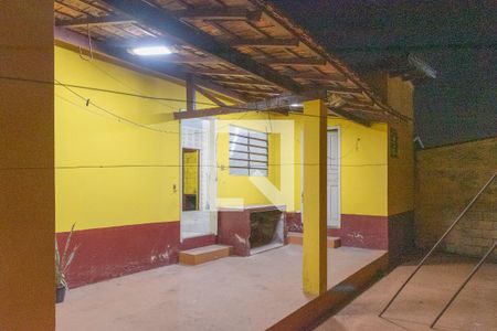 Casa à venda com 193m², 6 quartos e 2 vagas Casa à venda com 193m², 6 quartos e 2 vagasQuintal