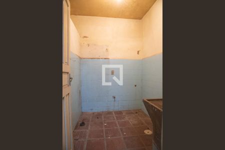 Casa à venda com 193m², 6 quartos e 2 vagas Casa à venda com 193m², 6 quartos e 2 vagasLavanderia