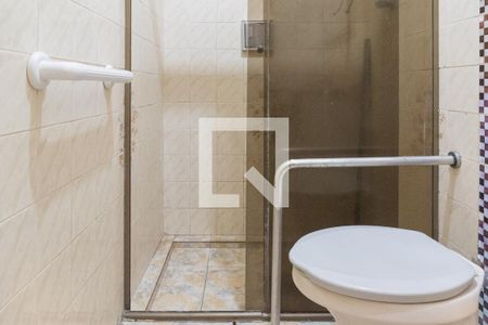 Casa à venda com 193m², 6 quartos e 2 vagas Casa à venda com 193m², 6 quartos e 2 vagasBanheiro