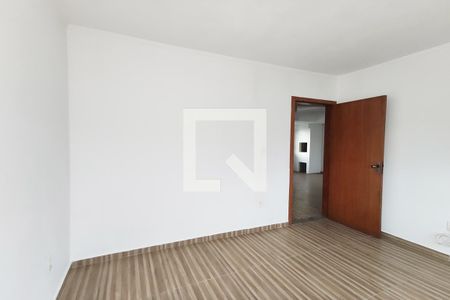 Quarto 1 de apartamento para alugar com 2 quartos, 76m² em Morro do Espelho, São Leopoldo