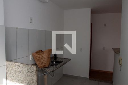 Apartamento para alugar com 44m², 2 quartos e 1 vaga Apartamento para alugar com 44m², 2 quartos e 1 vagaCozinha e Área de Serviço