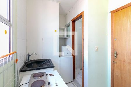 Cozinha de kitnet/studio para alugar com 1 quarto, 4m² em Padre Eustáquio, Belo Horizonte