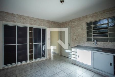 Casa para alugar com 189m², 2 quartos e 2 vagasCozinha