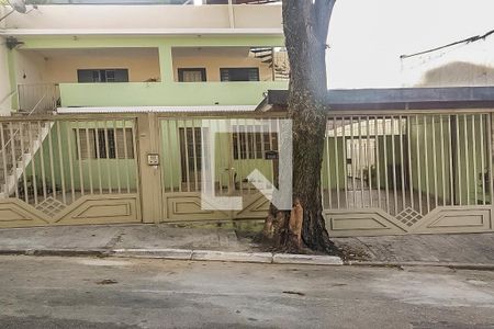 Casa para alugar com 189m², 2 quartos e 2 vagasFachada