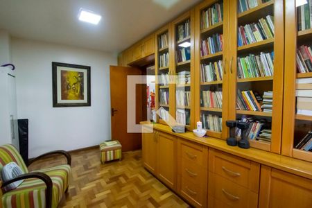 Casa de condomínio à venda com 150m², 3 quartos e 2 vagas Casa de condomínio à venda com 150m², 3 quartos e 2 vagasEscritório