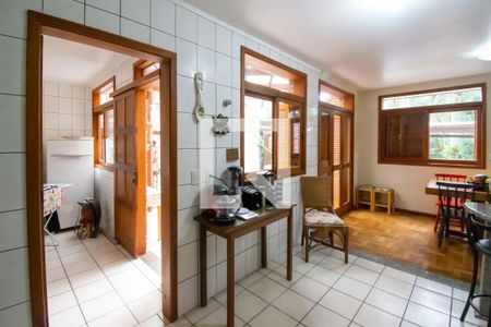 Casa de condomínio à venda com 150m², 3 quartos e 2 vagas Casa de condomínio à venda com 150m², 3 quartos e 2 vagasCozinha e Área de Serviço