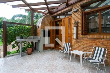 Casa de condomínio à venda com 150m², 3 quartos e 2 vagas Casa de condomínio à venda com 150m², 3 quartos e 2 vagasChurrasqueira