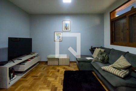 Sala de TV de casa de condomínio à venda com 3 quartos, 150m² em Vila Nova, Porto Alegre