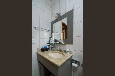 Casa de condomínio à venda com 150m², 3 quartos e 2 vagas Casa de condomínio à venda com 150m², 3 quartos e 2 vagasBanheiro