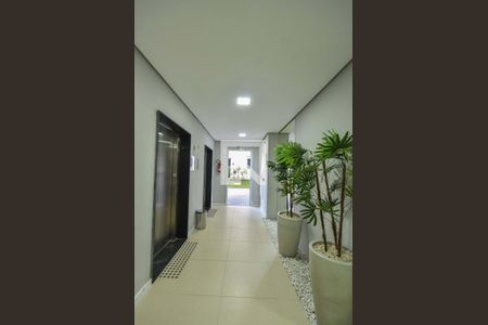 Apartamento para alugar com 34m², 2 quartos e 1 vagaHall