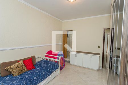 Casa à venda com 300m², 4 quartos e 3 vagas Casa à venda com 300m², 4 quartos e 3 vagasSuite 2