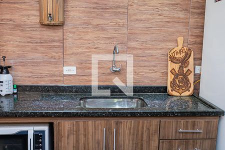 Casa à venda com 300m², 4 quartos e 3 vagas Casa à venda com 300m², 4 quartos e 3 vagasChurrasqueira e sala de tv