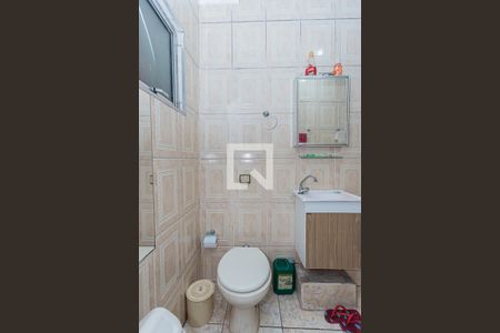 Casa à venda com 300m², 4 quartos e 3 vagas Casa à venda com 300m², 4 quartos e 3 vagasBanheiro suite 2