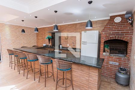 Casa à venda com 300m², 4 quartos e 3 vagas Casa à venda com 300m², 4 quartos e 3 vagasChurrasqueira e sala de tv