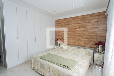 Casa à venda com 300m², 4 quartos e 3 vagas Casa à venda com 300m², 4 quartos e 3 vagasSuite 1