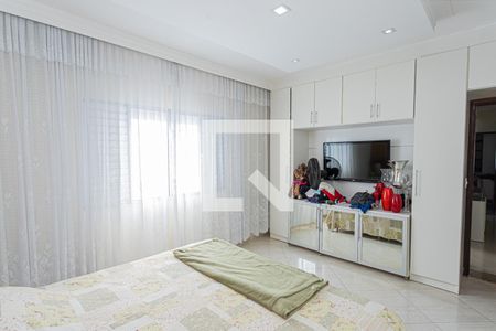 Casa à venda com 300m², 4 quartos e 3 vagas Casa à venda com 300m², 4 quartos e 3 vagasSuite 1