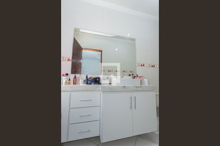 Casa à venda com 300m², 4 quartos e 3 vagas Casa à venda com 300m², 4 quartos e 3 vagasBanheiro suite 3