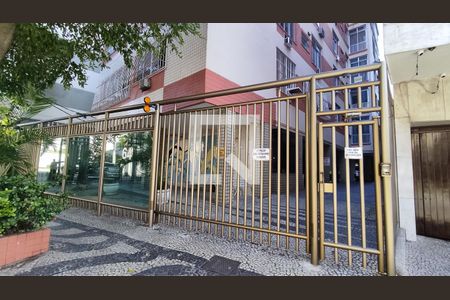 Apartamento para alugar com 120m², 3 quartos e 1 vagaFachada e portaria