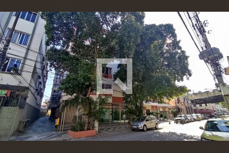 Apartamento para alugar com 120m², 3 quartos e 1 vagaFachada e portaria