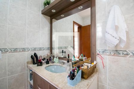 Casa à venda com 242m², 3 quartos e 3 vagas Casa à venda com 242m², 3 quartos e 3 vagasBanheiro da Suíte