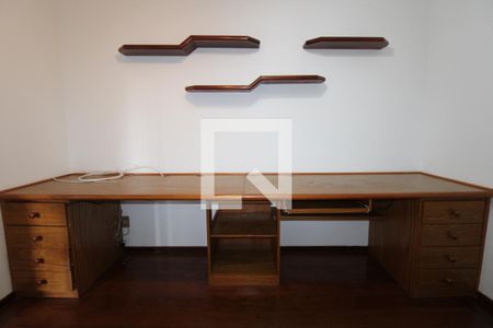 Apartamento para alugar com 138m², 3 quartos e 3 vagasEscritório