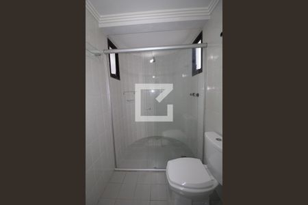 Apartamento para alugar com 138m², 3 quartos e 3 vagasBanheiro americano (Quartos 1 e 2)