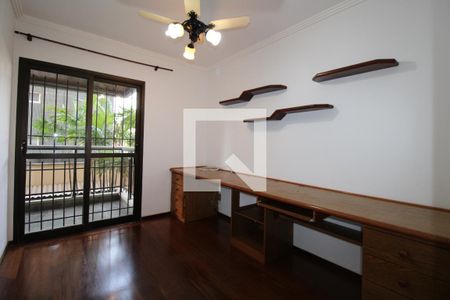 Escritório de apartamento para alugar com 3 quartos, 138m² em Cambuí, Campinas