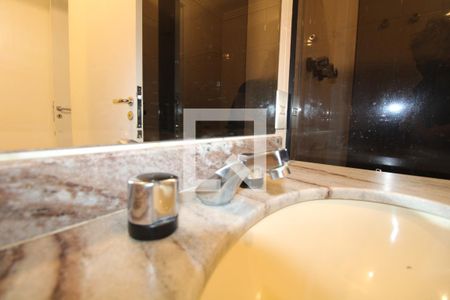 Apartamento para alugar com 138m², 3 quartos e 3 vagasBanheiro Social