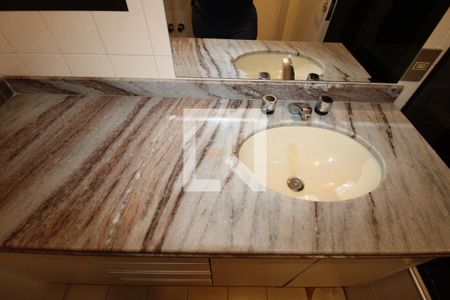 Apartamento para alugar com 138m², 3 quartos e 3 vagasBanheiro Social