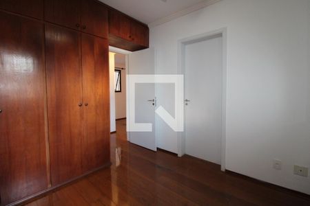 Apartamento para alugar com 138m², 3 quartos e 3 vagasQuarto 2
