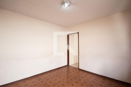 Sala de casa à venda com 2 quartos, 125m² em Santo Antônio, Osasco