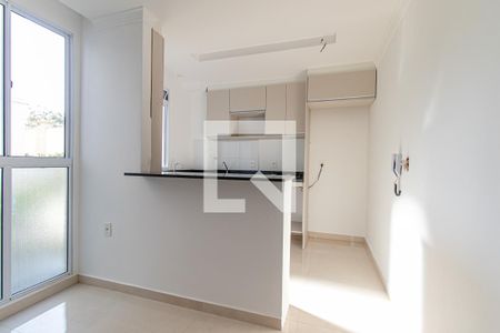 Apartamento para alugar com 47m², 2 quartos e 1 vaga Apartamento para alugar com 47m², 2 quartos e 1 vagaCozinha e Área de Serviço