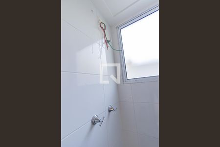 Banheiro Social de apartamento para alugar com 2 quartos, 47m² em Ouro Fino, São José dos Pinhais