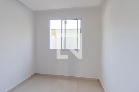 Quarto 2 de apartamento para alugar com 2 quartos, 47m² em Ouro Fino, São José dos Pinhais