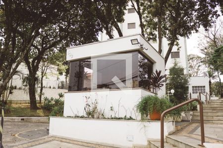 Apartamento para alugar com 70m², 2 quartos e 1 vaga Apartamento para alugar com 70m², 2 quartos e 1 vagaFachada