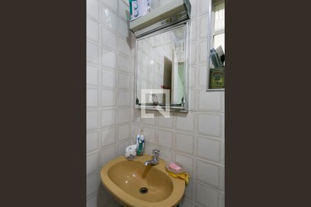 Casa à venda com 120m², 4 quartos e sem vagaBanheiro da Suíte 2