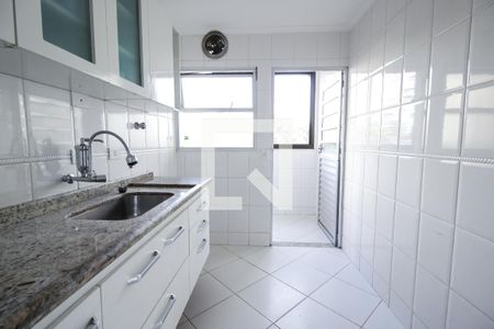 Apartamento à venda com 75m², 2 quartos e 1 vaga Apartamento à venda com 75m², 2 quartos e 1 vagaCozinha