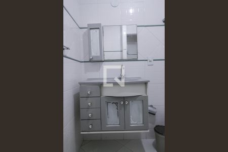 Apartamento à venda com 75m², 2 quartos e 1 vaga Apartamento à venda com 75m², 2 quartos e 1 vagaBanheiro