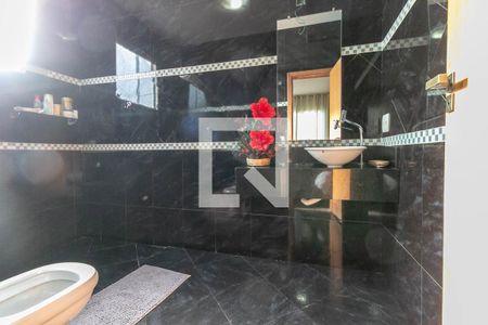 Casa para alugar com 450m², 4 quartos e 3 vagasBanheiro da Suíte