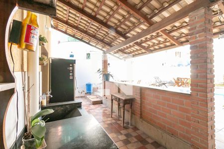 Casa para alugar com 450m², 4 quartos e 3 vagasÁrea de Serviço