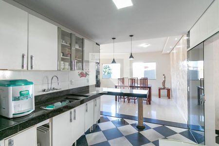 Casa para alugar com 450m², 4 quartos e 3 vagasCozinha