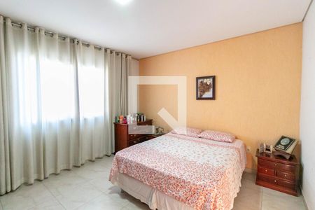 Casa para alugar com 450m², 4 quartos e 3 vagasQuarto Suíte