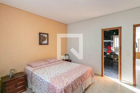 Casa para alugar com 450m², 4 quartos e 3 vagasQuarto Suíte