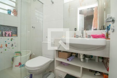 Casa à venda com 145m², 3 quartos e 2 vagasBanheiro Suíte 1