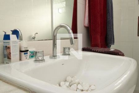 Casa à venda com 145m², 3 quartos e 2 vagasBanheiro Suíte